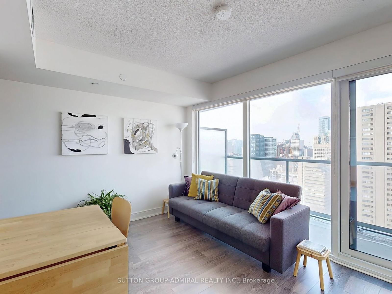 89 McGill St, unit 2312 for sale