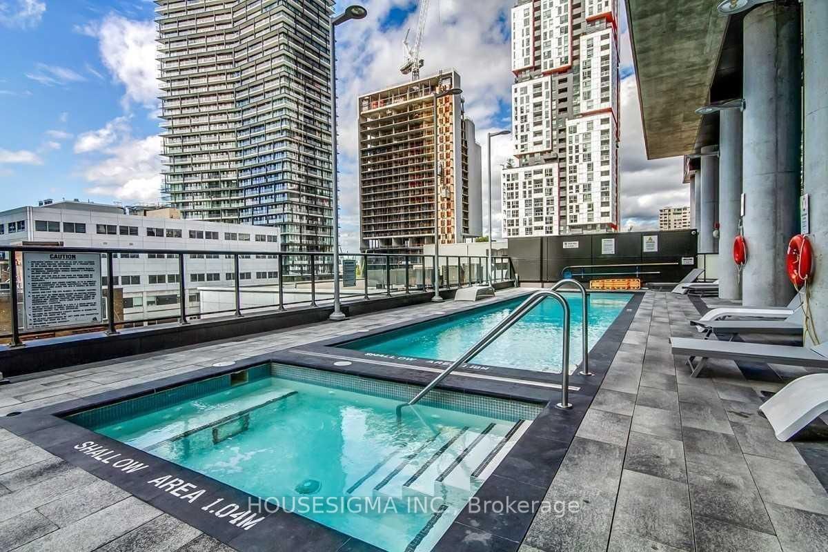 290 Adelaide St W, unit 1507 for sale