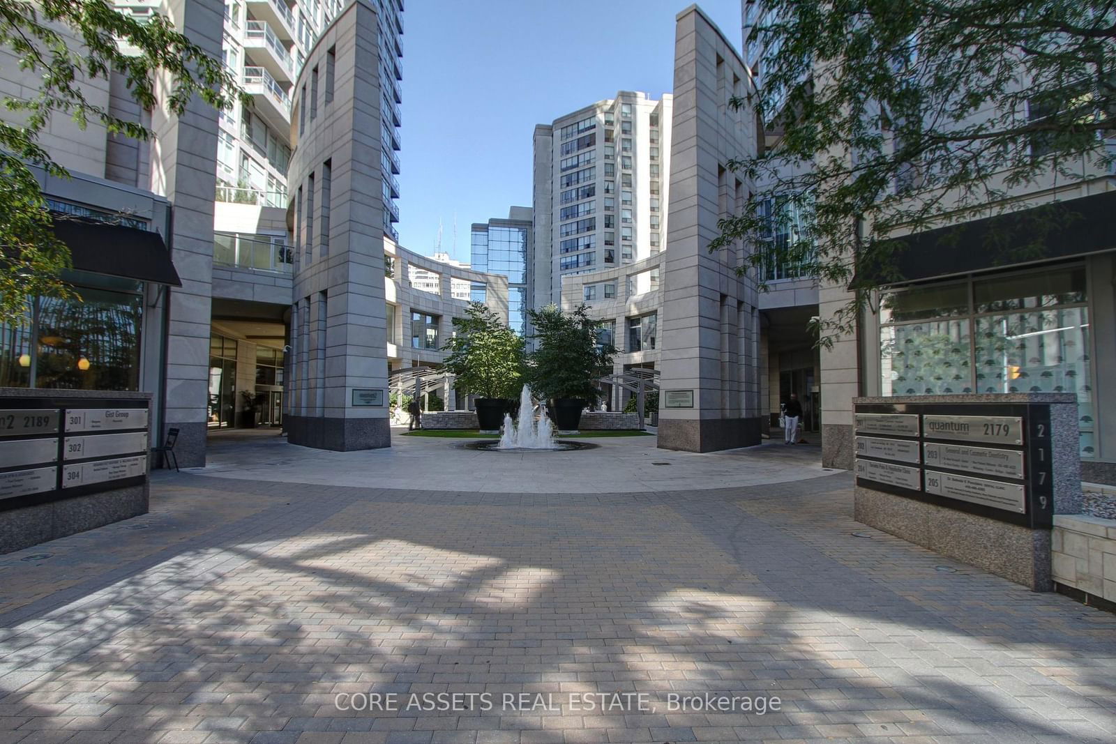 2191 Yonge St, unit 3712 for rent