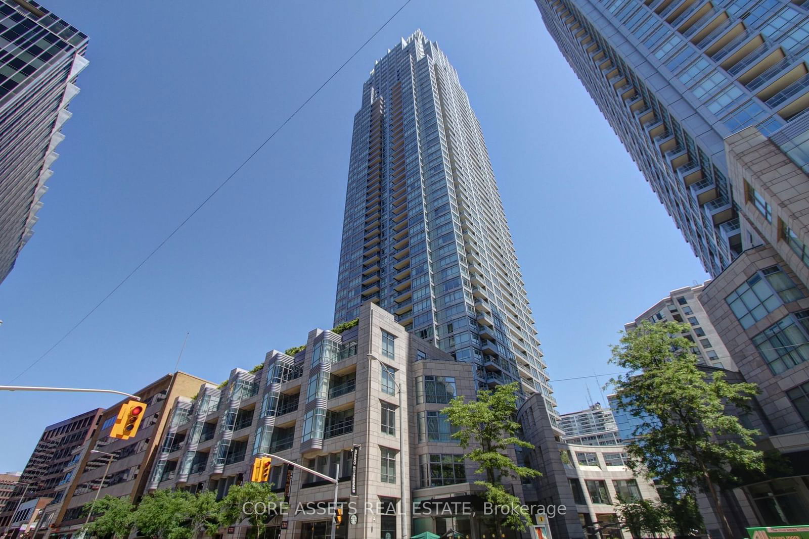 2191 Yonge St, unit 3712 for rent