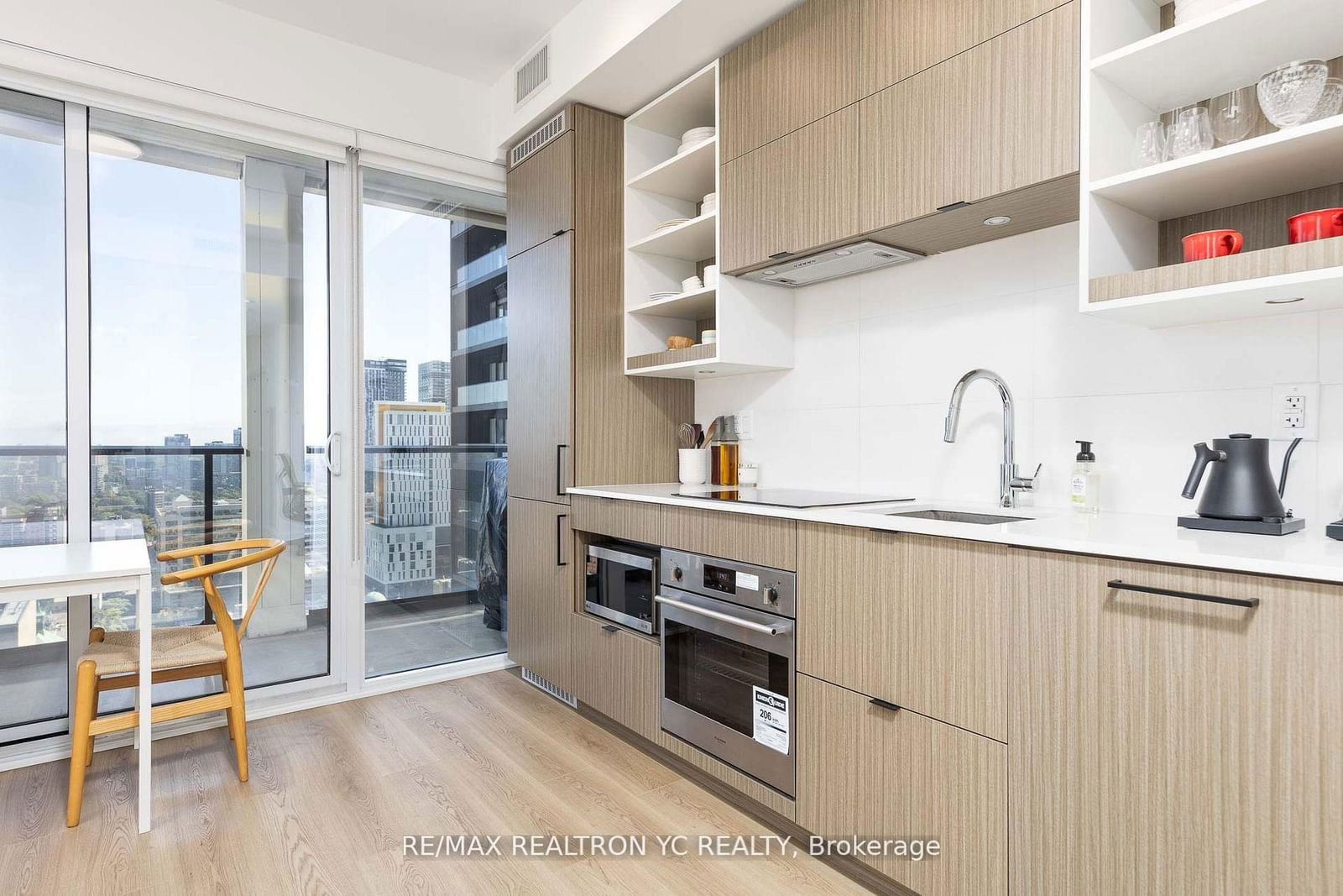 20 Edward St, unit 2516 for sale