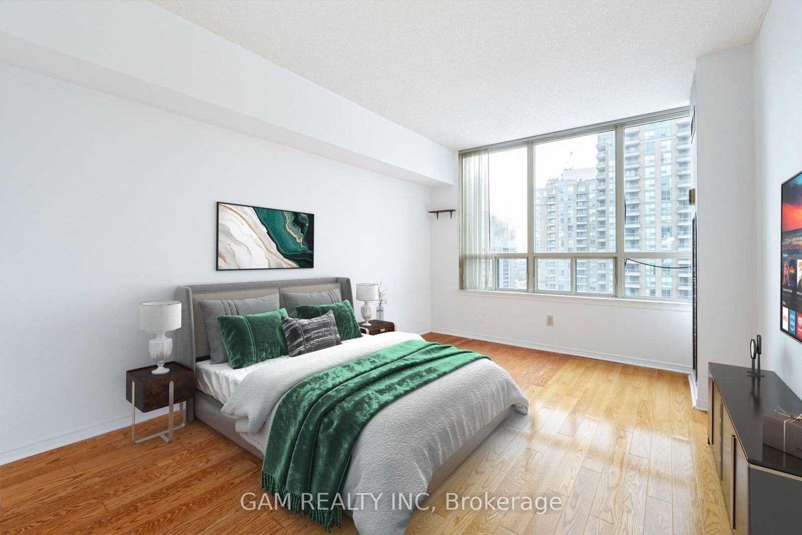 7 Bishop Ave, unit 1516 for sale