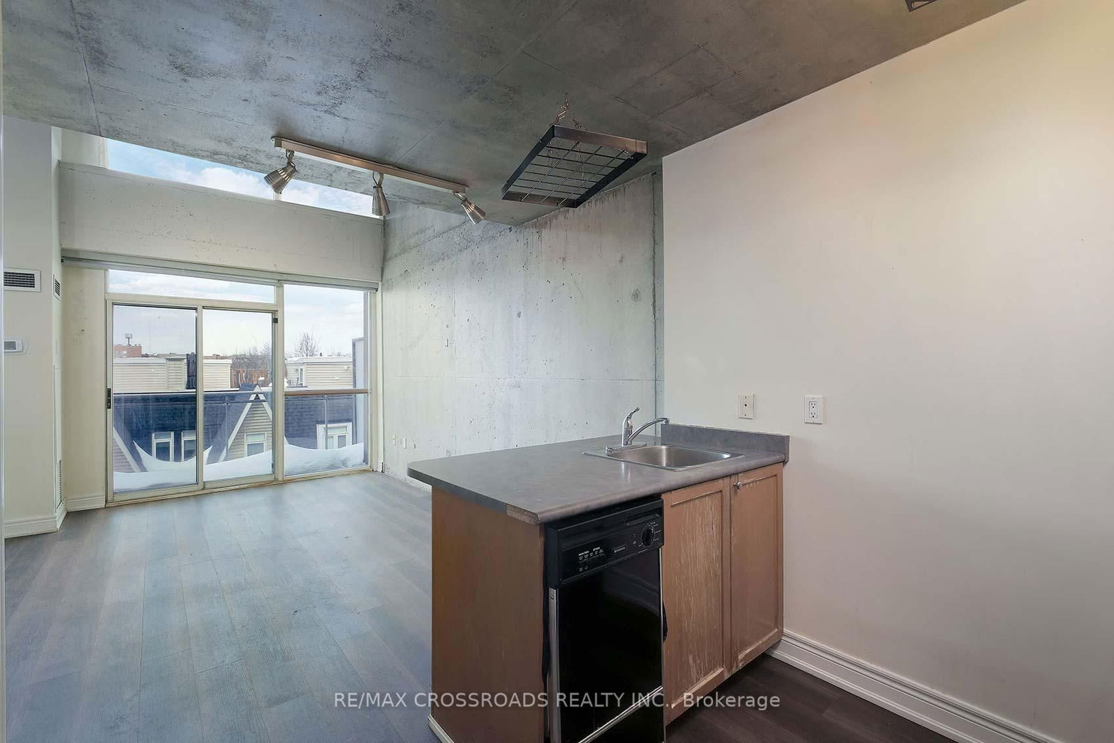 954 King St W, unit 526 for sale