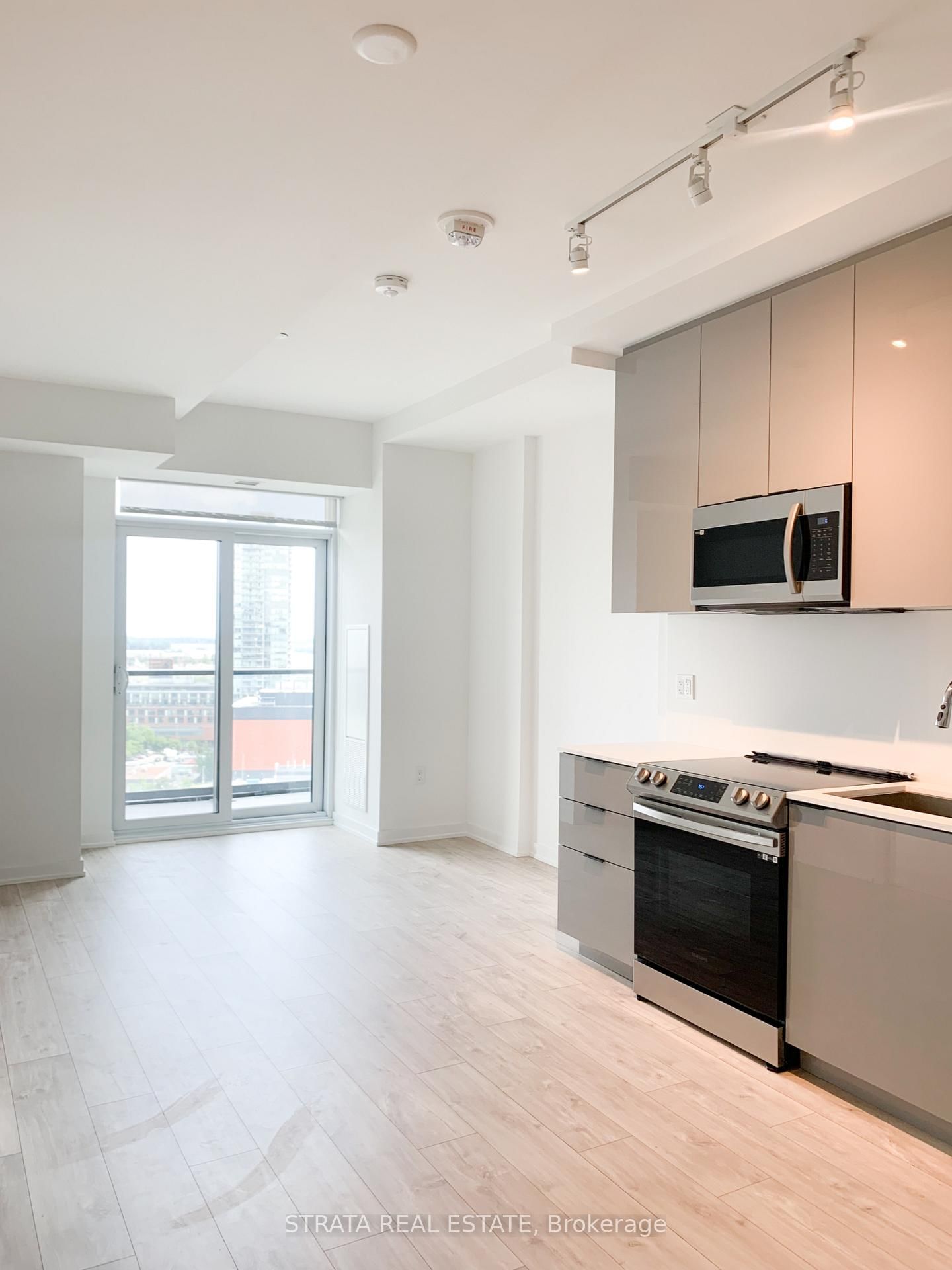 50 Power St, unit 1510 for sale