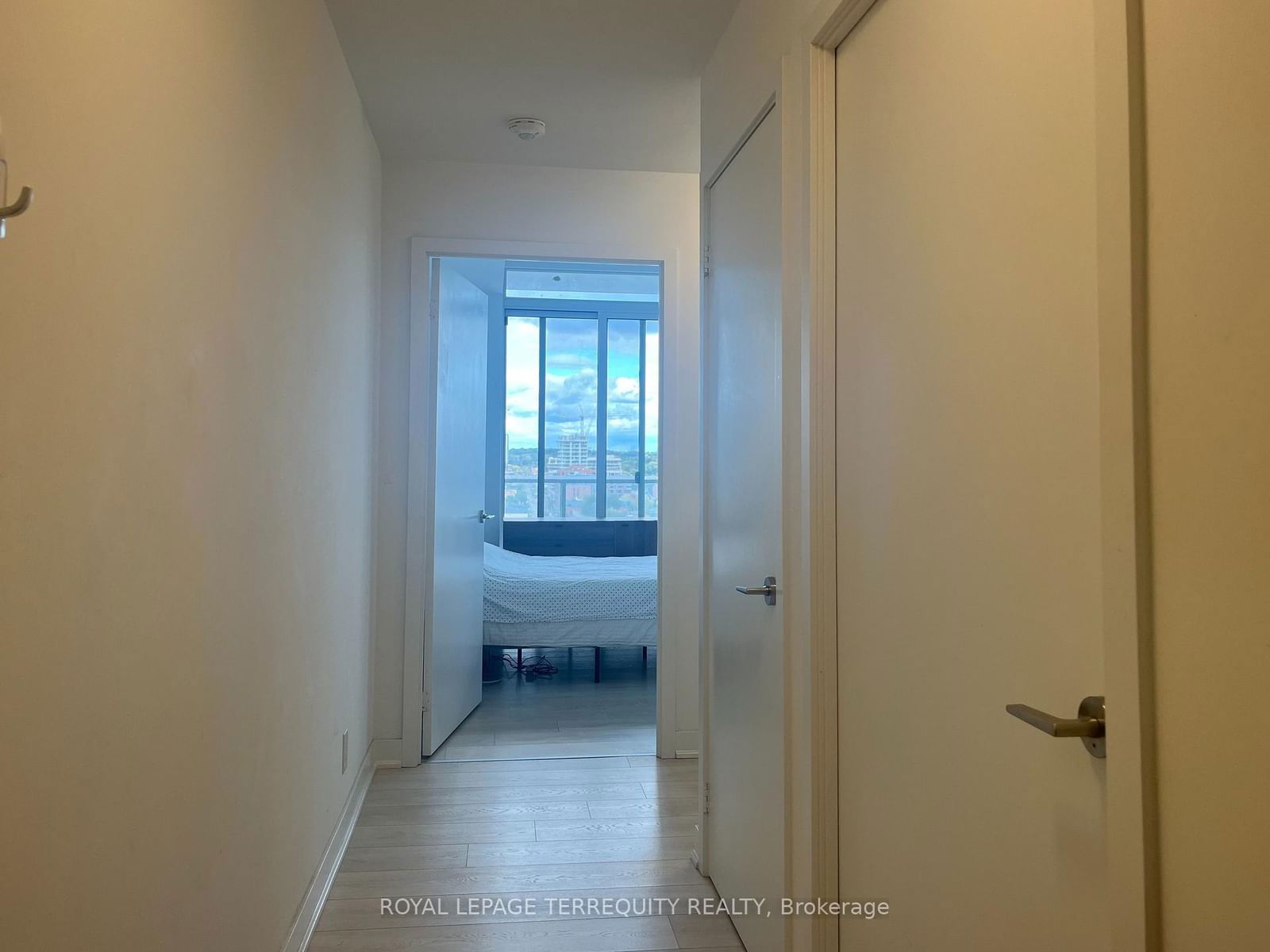 120 Parliament St, unit 1405 for rent