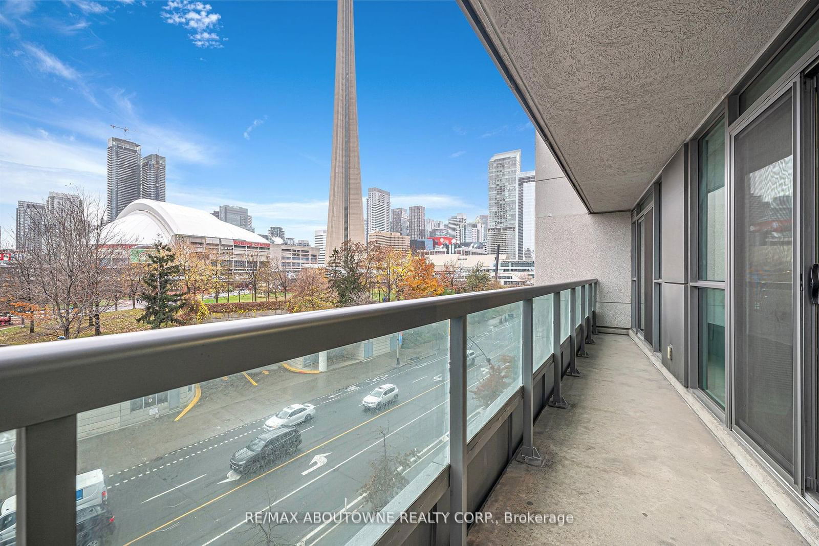 25 Lower Simcoe St, unit 508 for sale