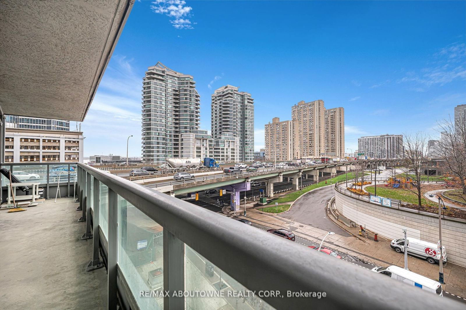 25 Lower Simcoe St, unit 508 for sale