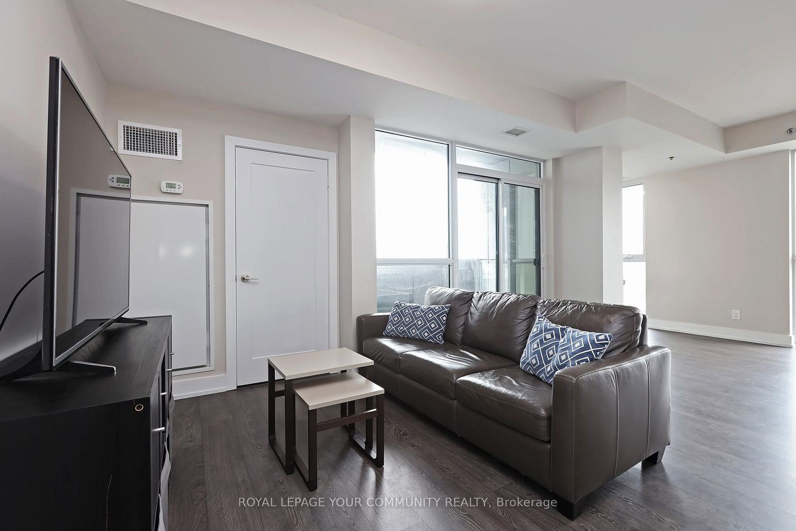 318 Richmond St, unit 1212 for sale