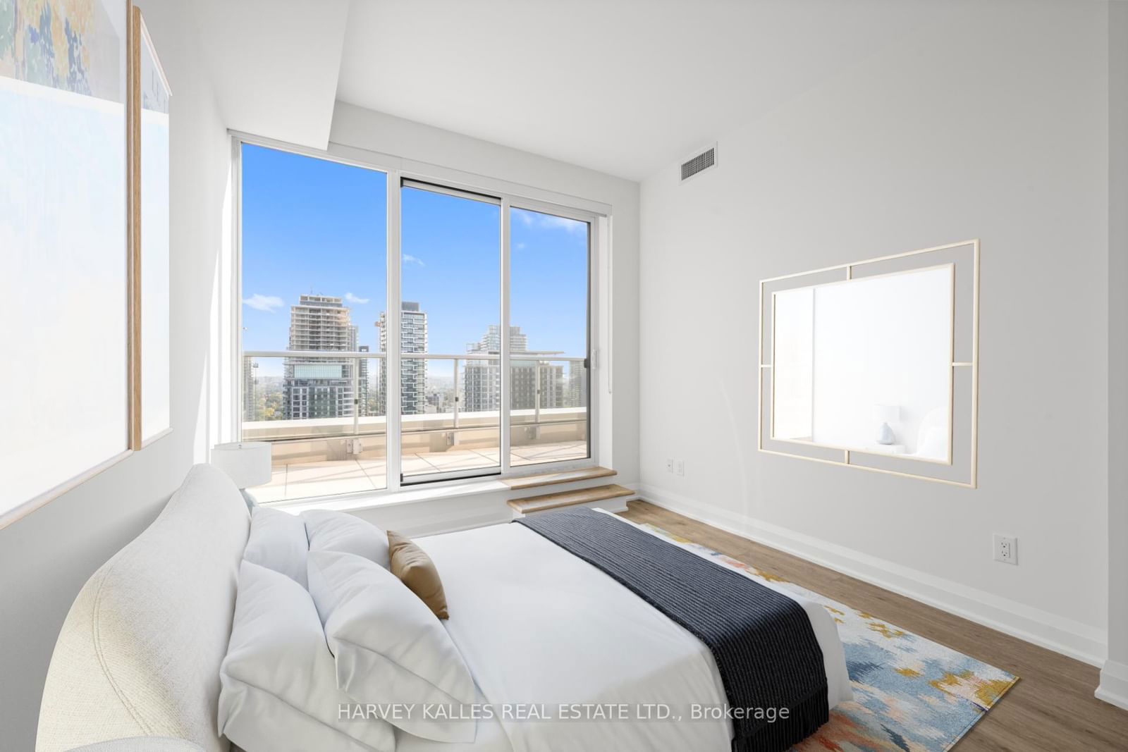 25 Montgomery Ave, unit PH01 for rent