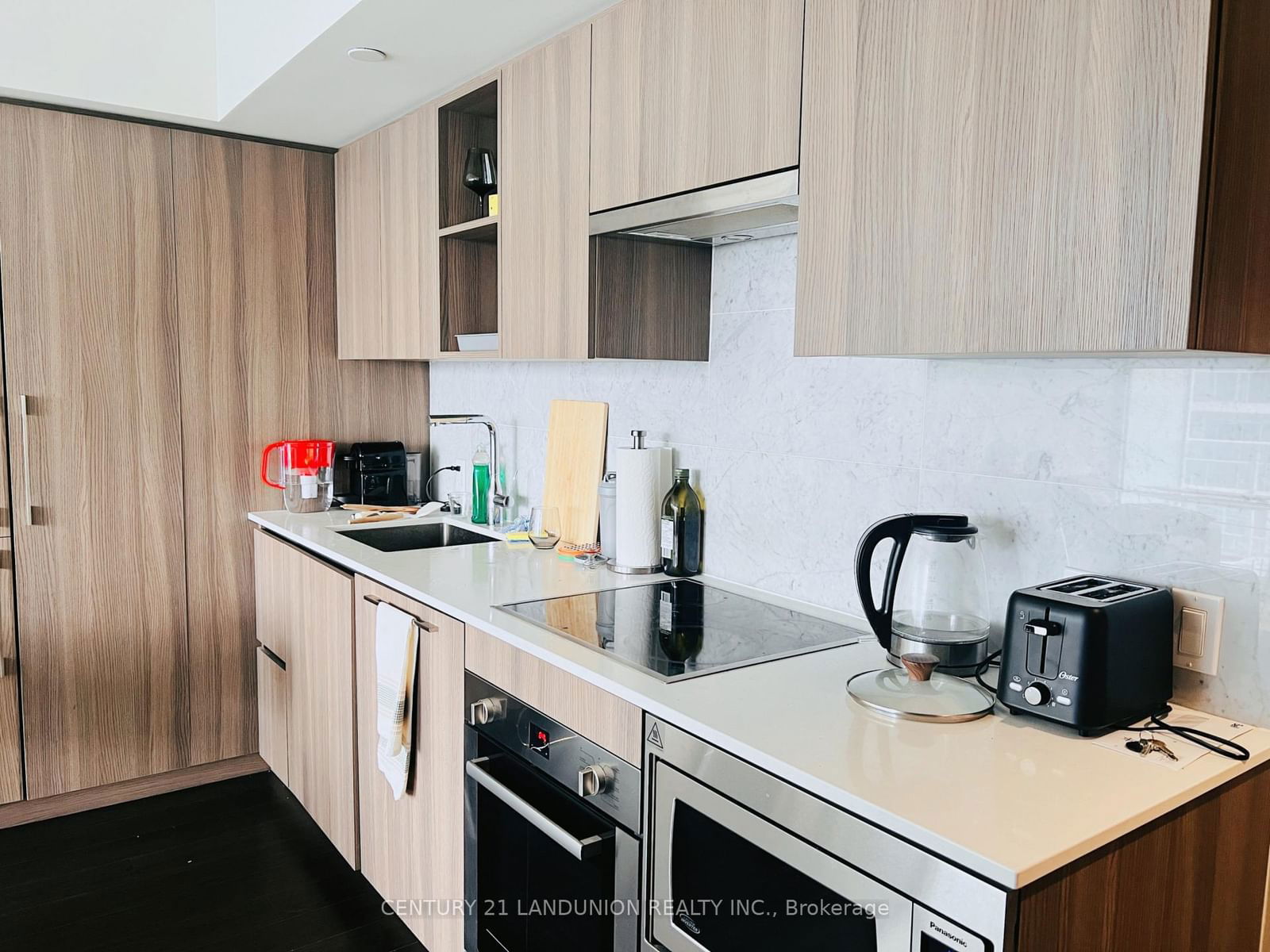 17 Bathurst St, unit 3503 for sale