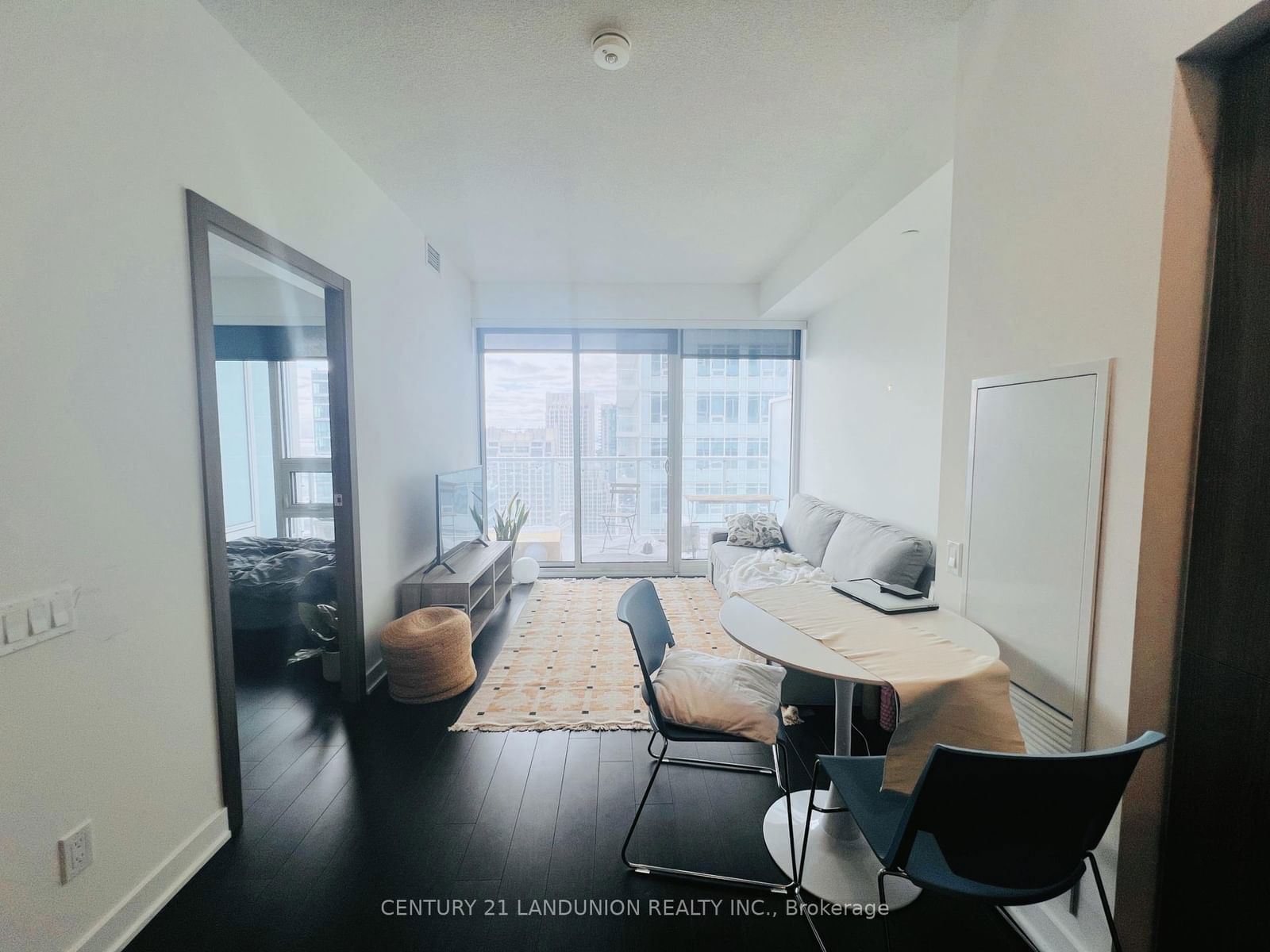 17 Bathurst St, unit 3503 for sale