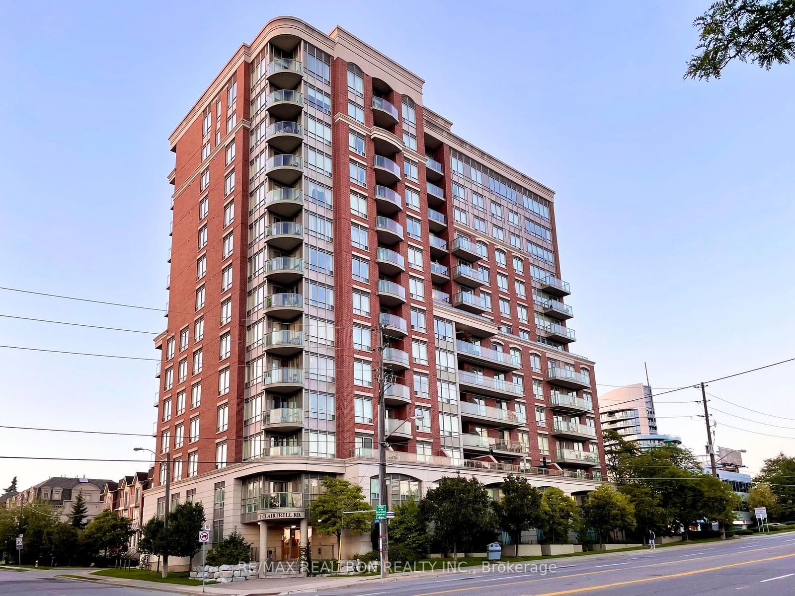 1 Clairtrell Rd, unit 1205 for rent