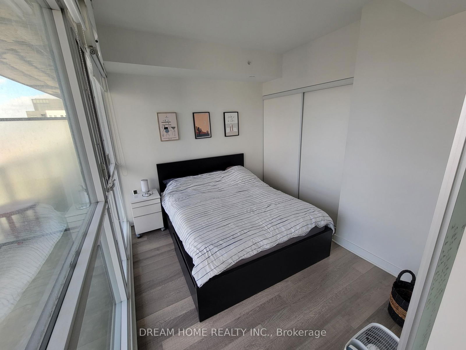 290 Adelaide St W, unit 3812 for rent