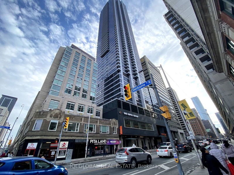 395 Bloor St E, unit 1409 for rent