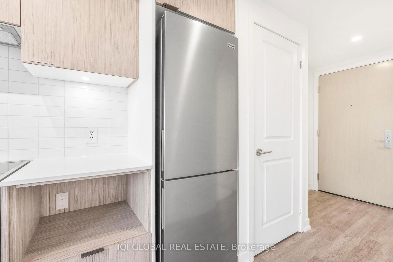 395 Bloor St E, unit 1409 for rent