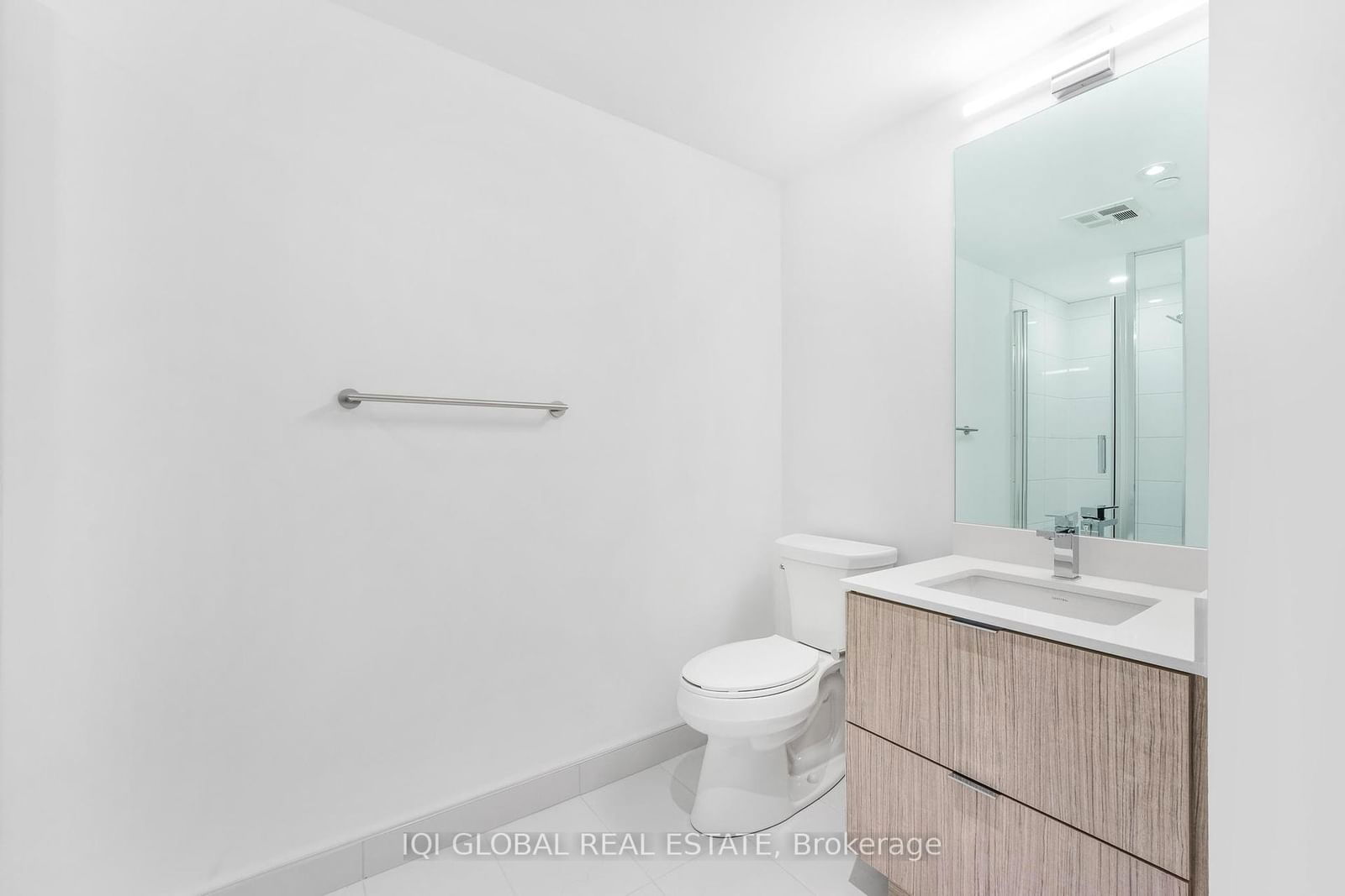 395 Bloor St E, unit 1409 for rent