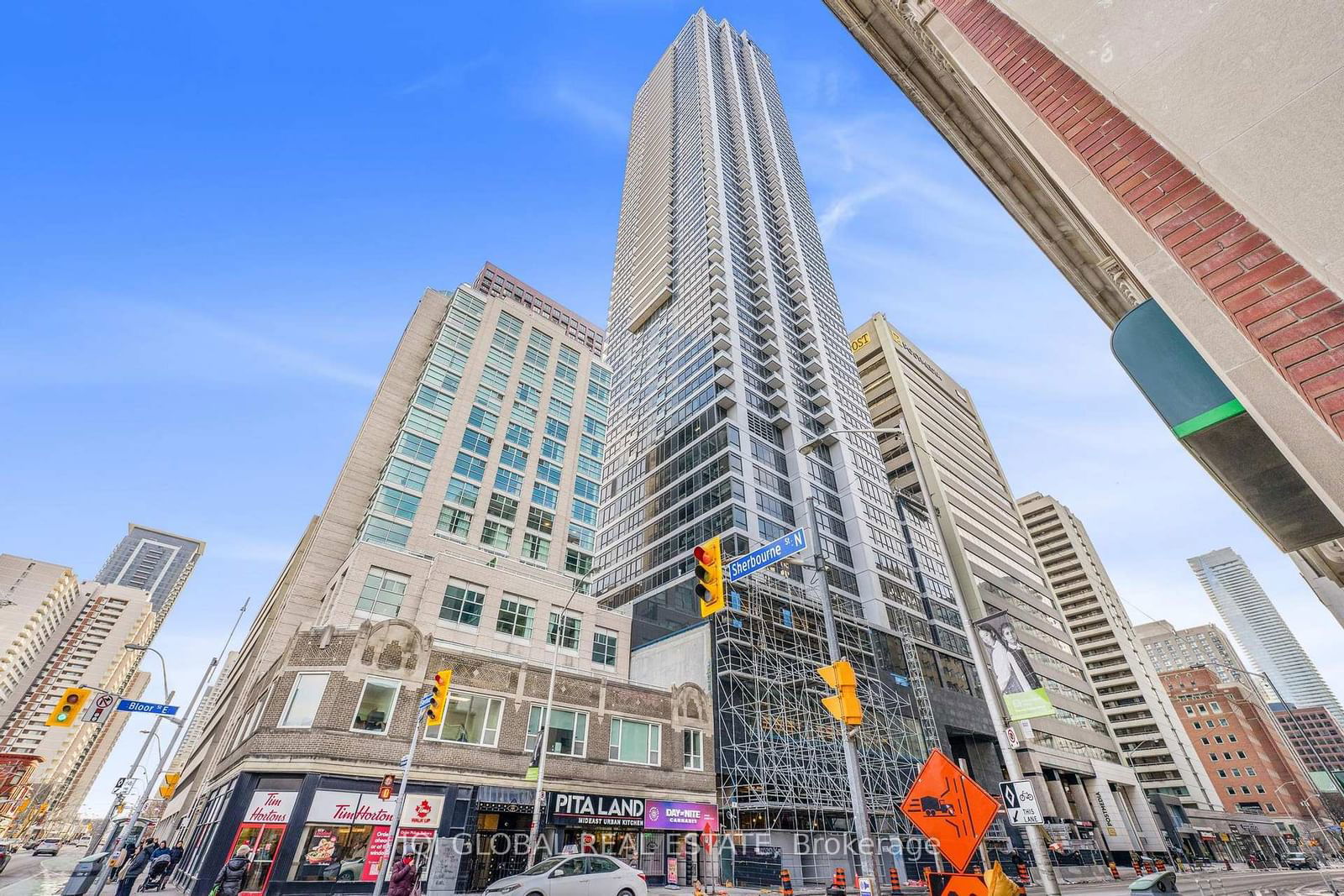 395 Bloor St E, unit 1409 for rent