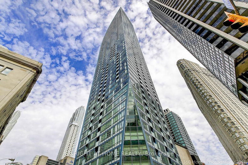 8 The Esplanade Ave, unit 4507 for rent