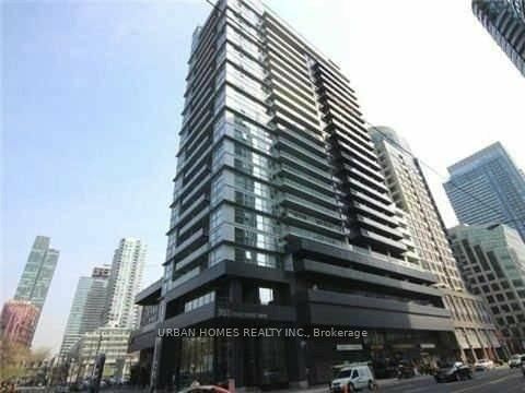 352 Front St W, unit 720 for rent