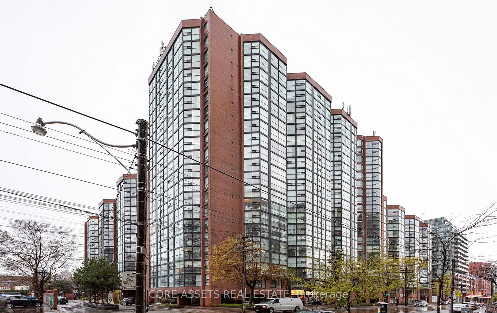 705 King St W, unit 1906 for sale