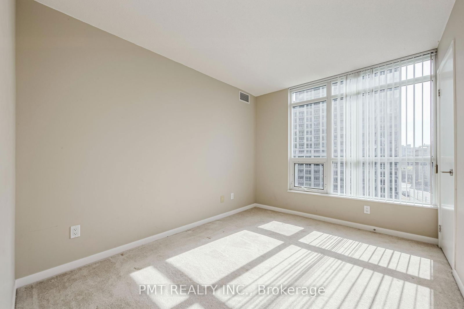 215 Fort York Blvd, unit 904 for rent