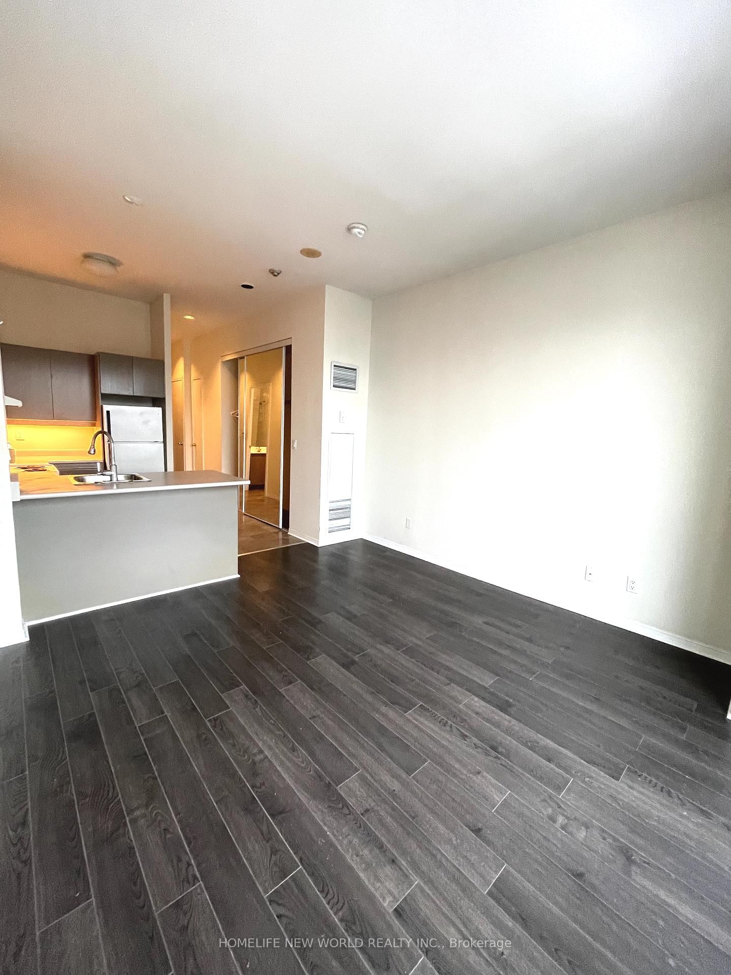 7 King St E, unit 2202 for rent