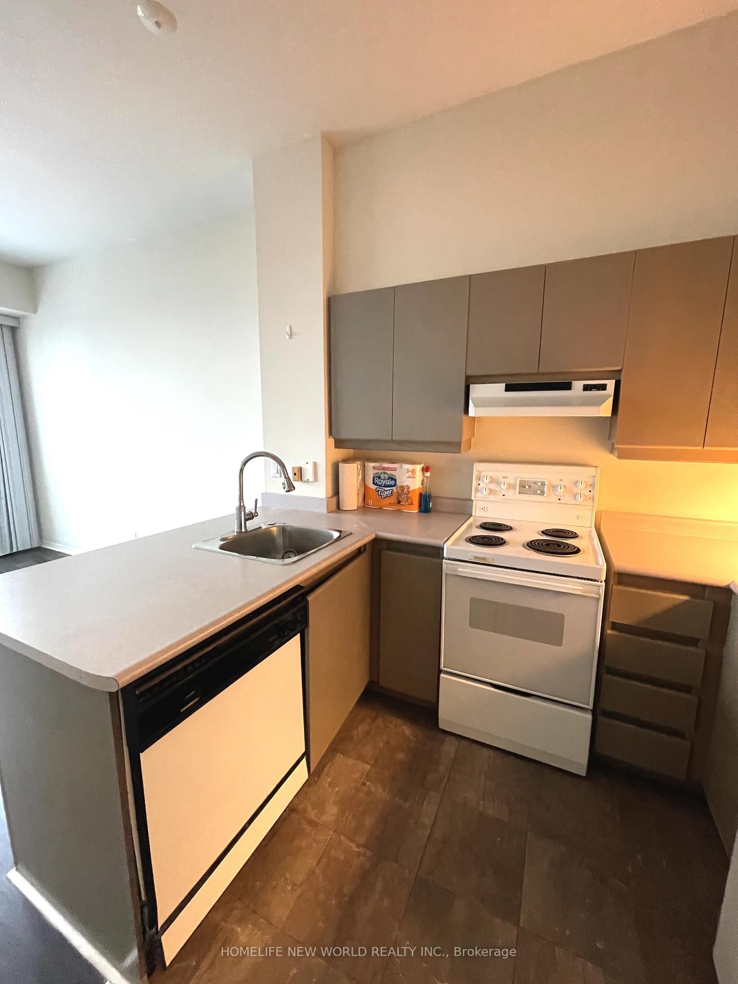 7 King St E, unit 2202 for rent