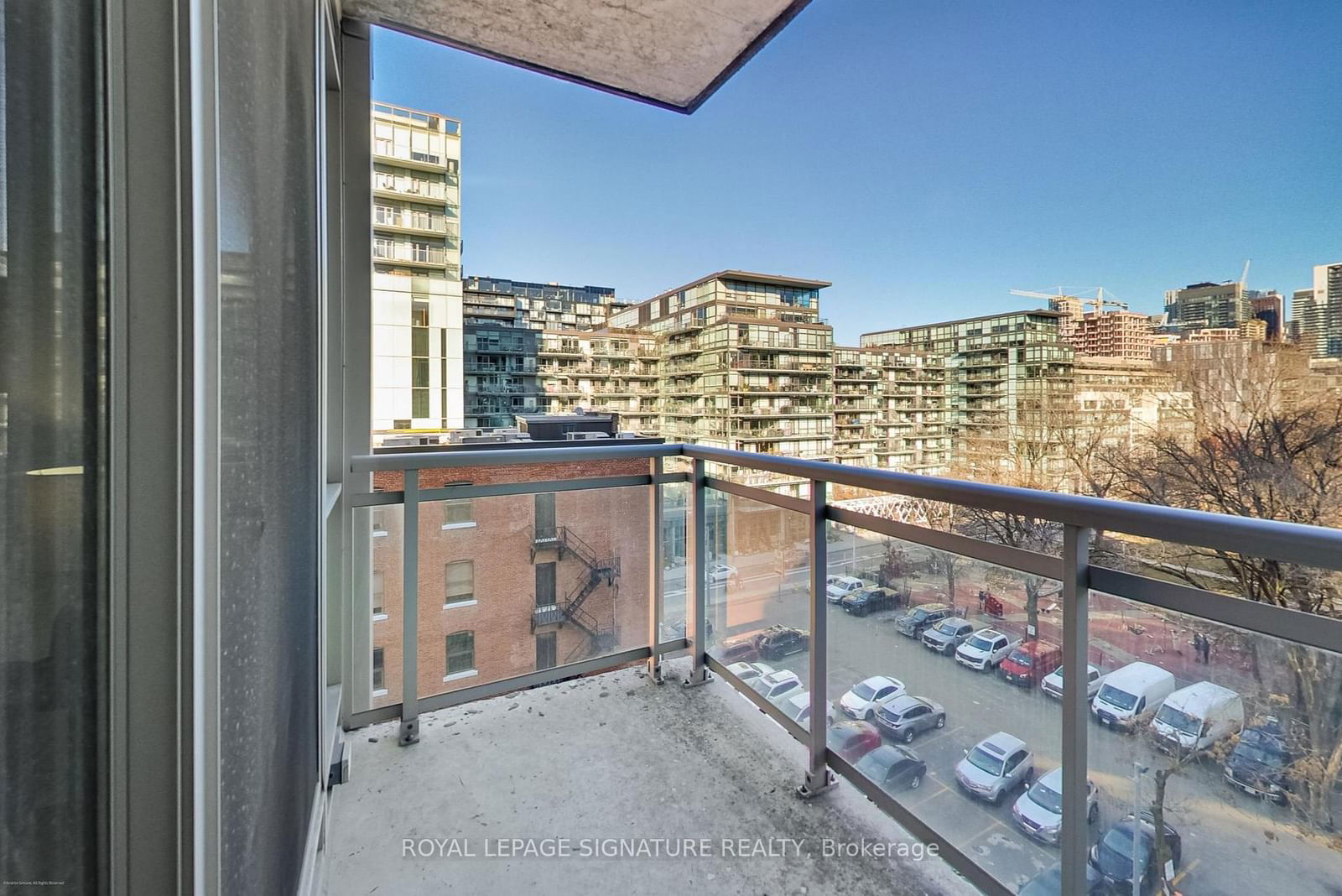 38 Niagara St, unit 711 for sale