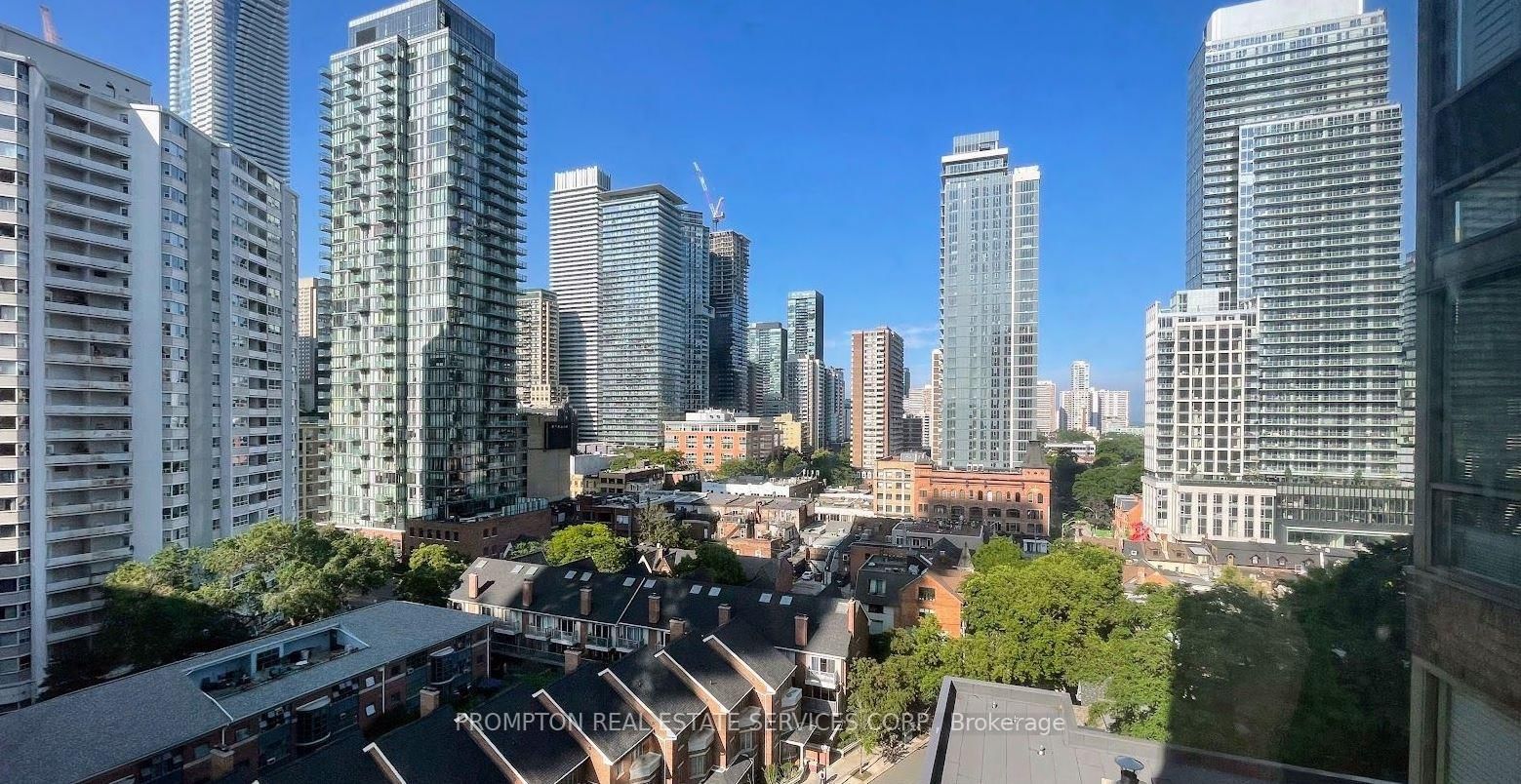 44 St Joseph St, unit 1105 for rent