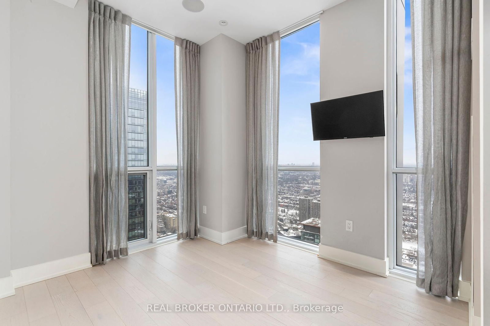 1 Yorkville Ave, unit 5505 for rent