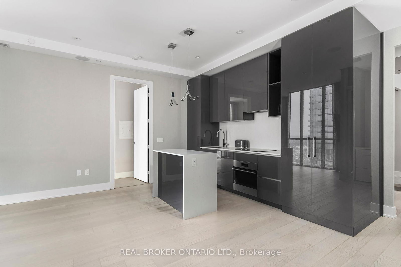 1 Yorkville Ave, unit 5505 for rent