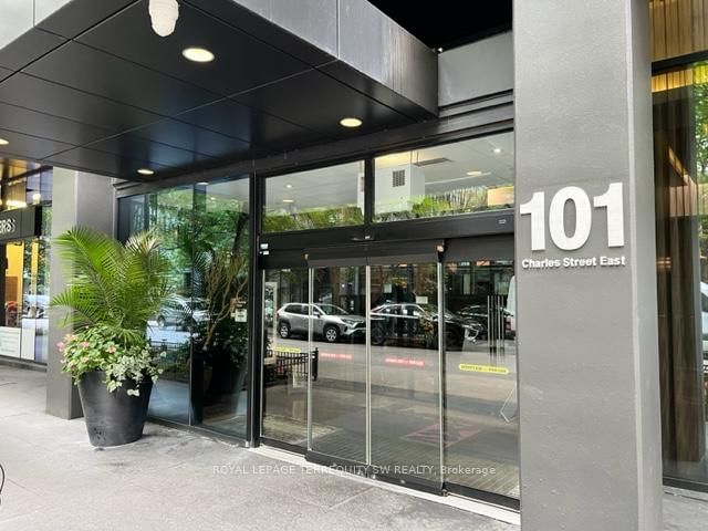 101 Charles St E, unit 1202 for rent