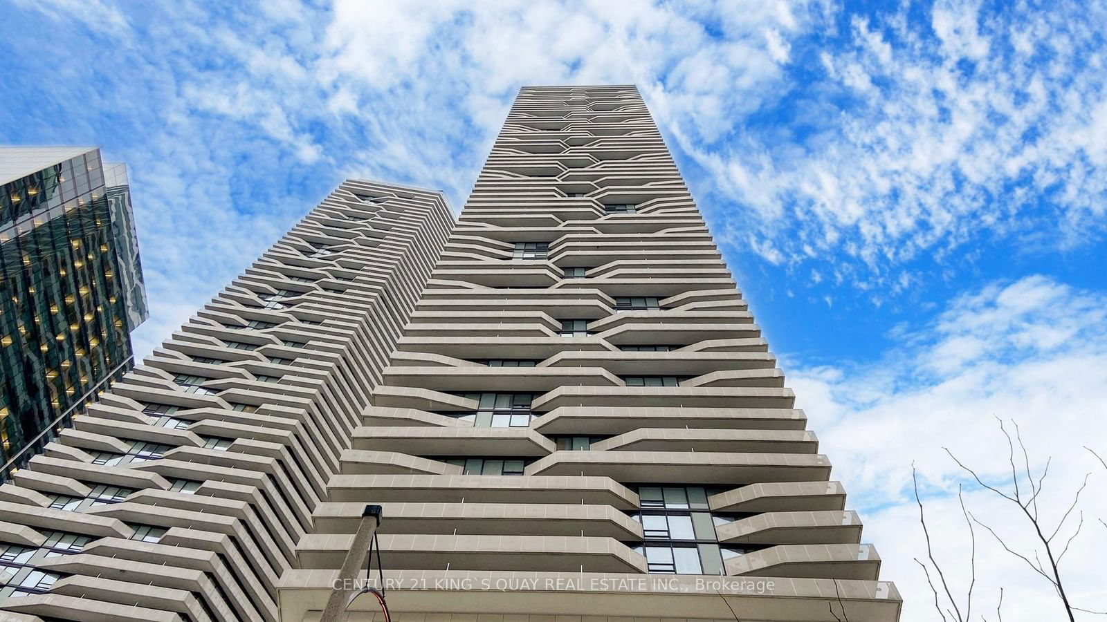 88 Harbour St, unit 4204 for sale