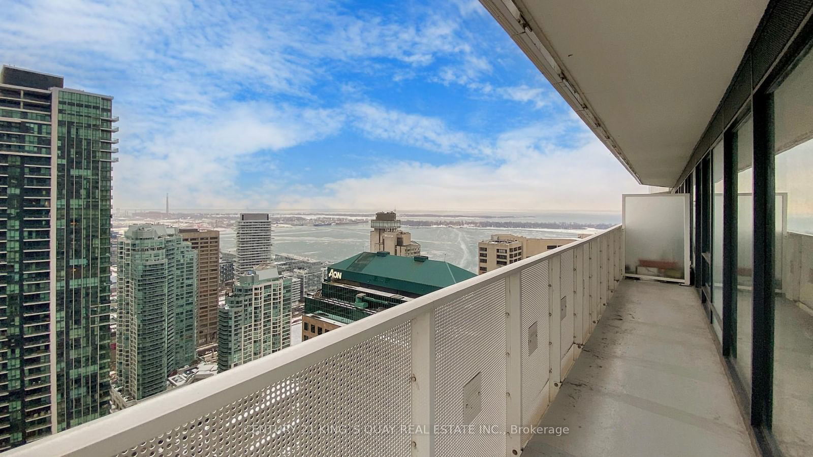 88 Harbour St, unit 4204 for sale