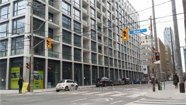 39 Brant St, unit 618 for rent