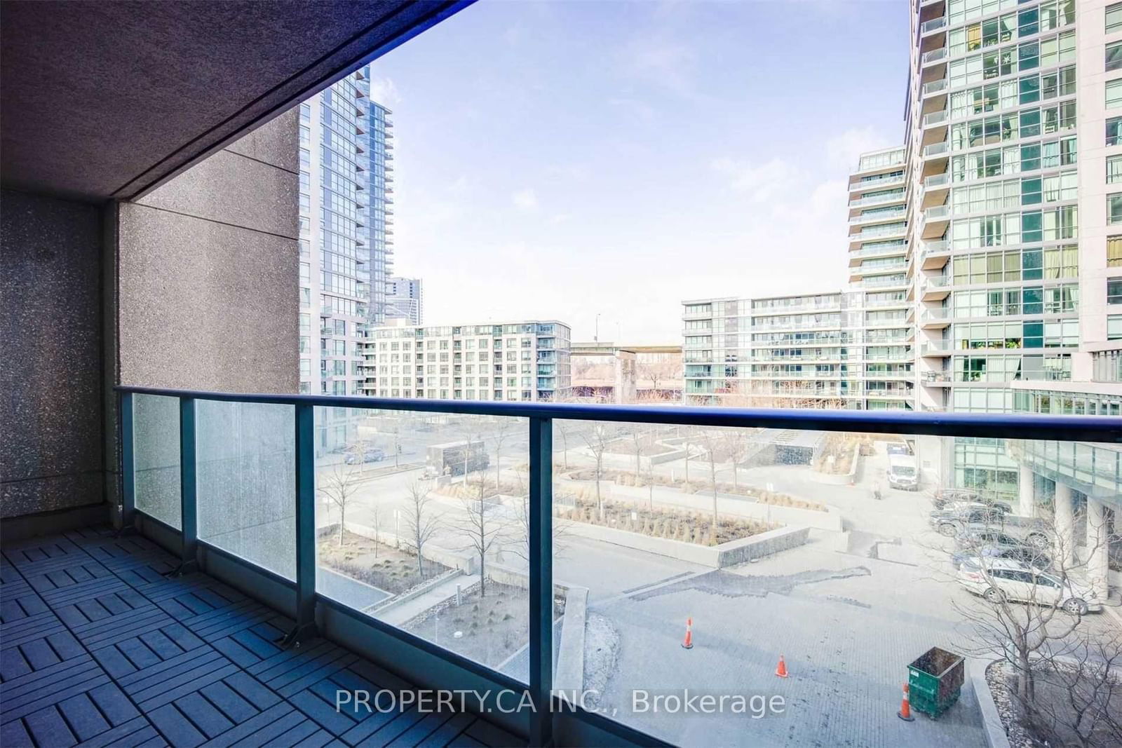 215 Fort York Blvd, unit 414 for rent