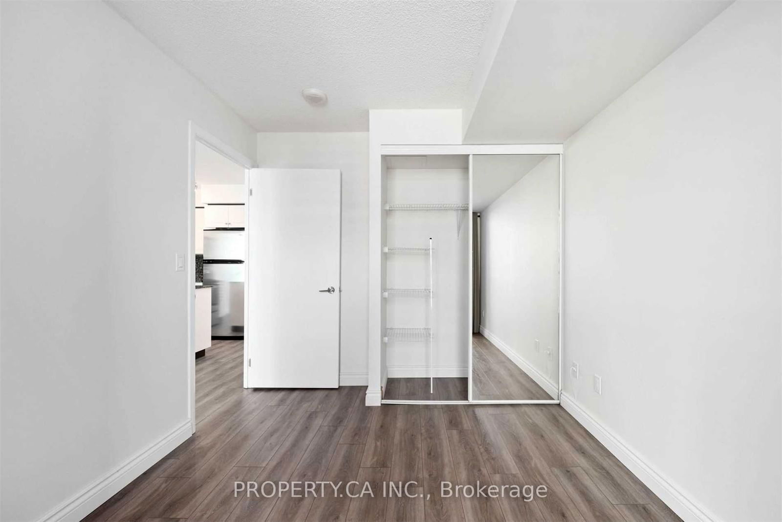 215 Fort York Blvd, unit 414 for rent