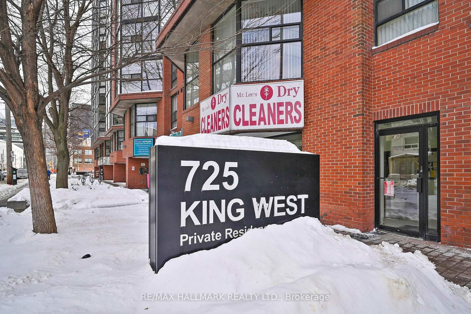 725 King St W, unit 311 for rent