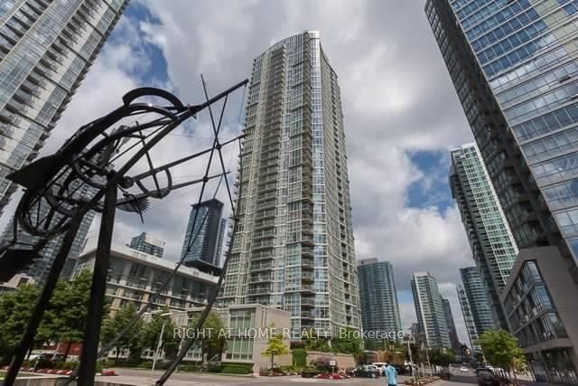 10 Navy Wharf Crt, unit 1203 for rent