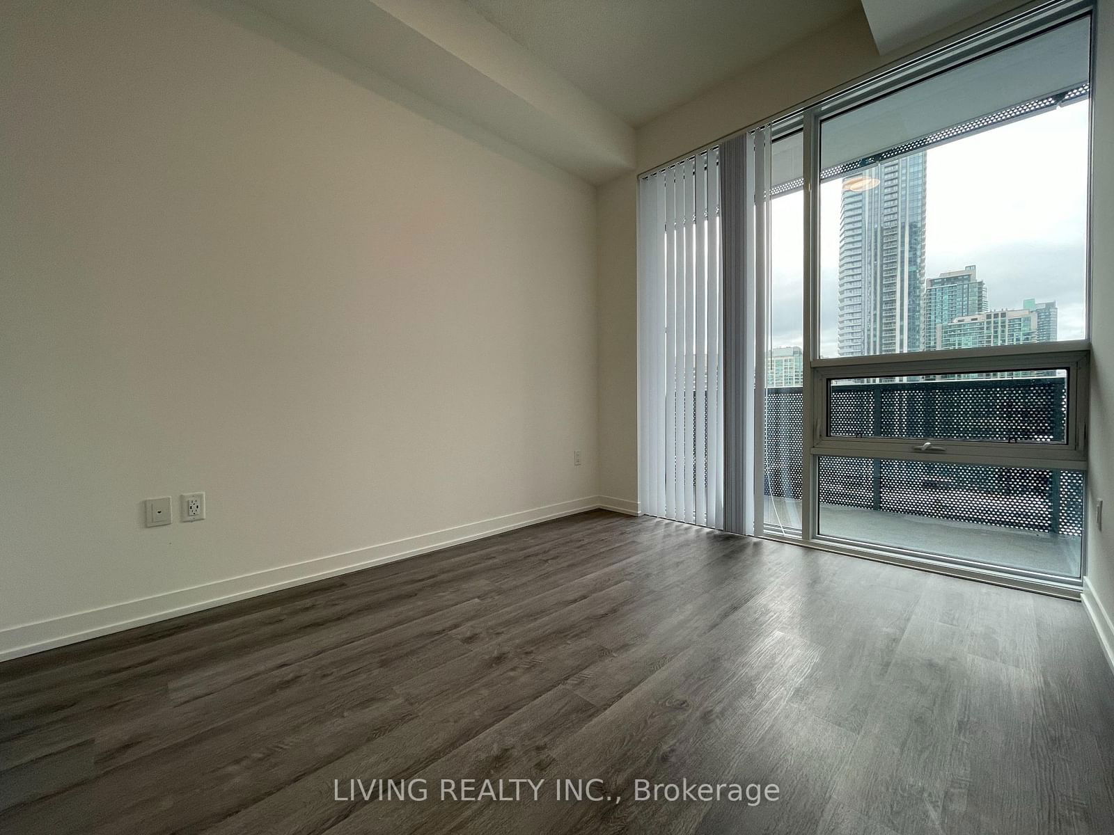 138 Downes St, unit 2212 for rent