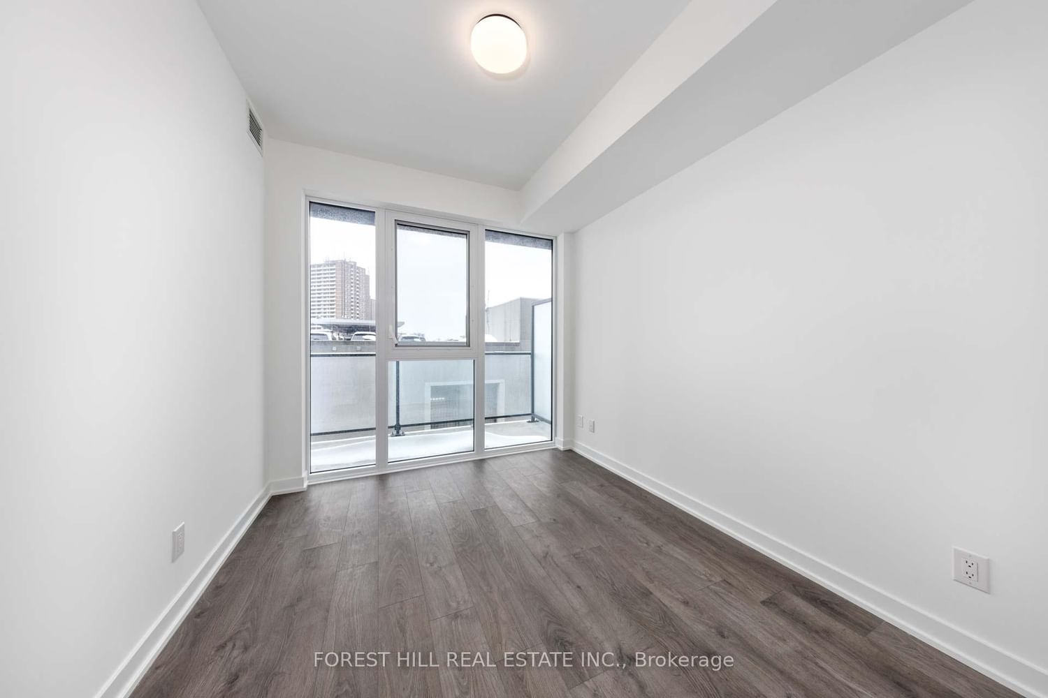 5 Defries St, unit 625 for rent