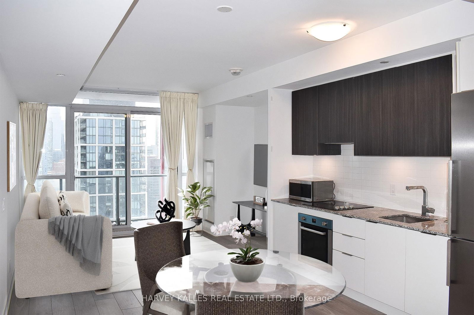 120 Parliament St, unit 2013 for rent