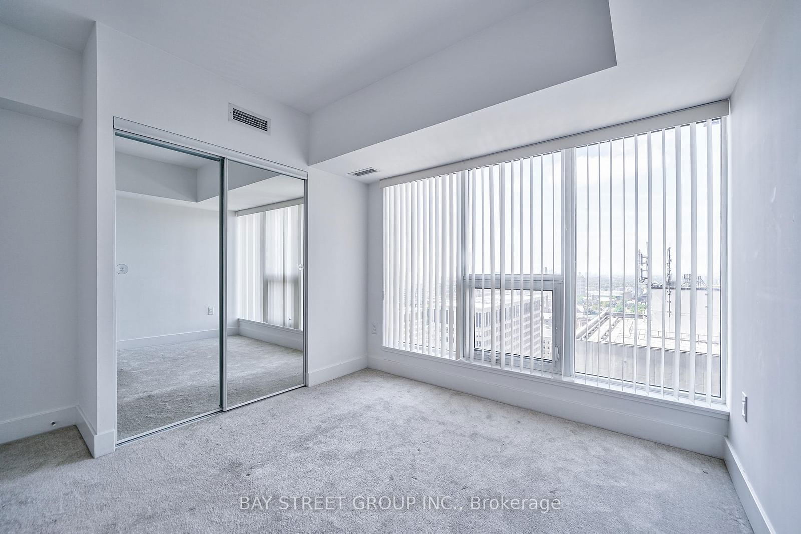 955 Bay St, unit 2507 for sale