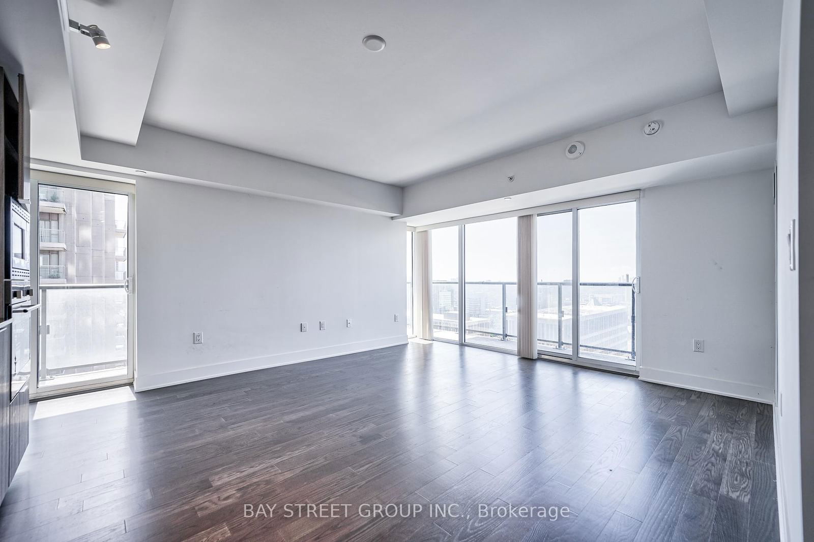 955 Bay St, unit 2507 for sale