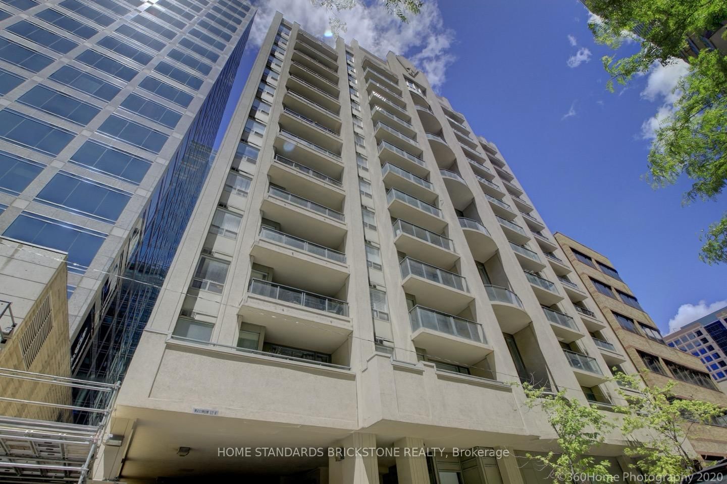 30 Hayden St, unit 907 for rent