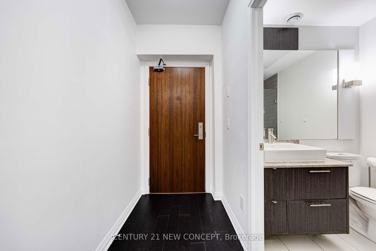 8 Mercer St, unit 803 for rent