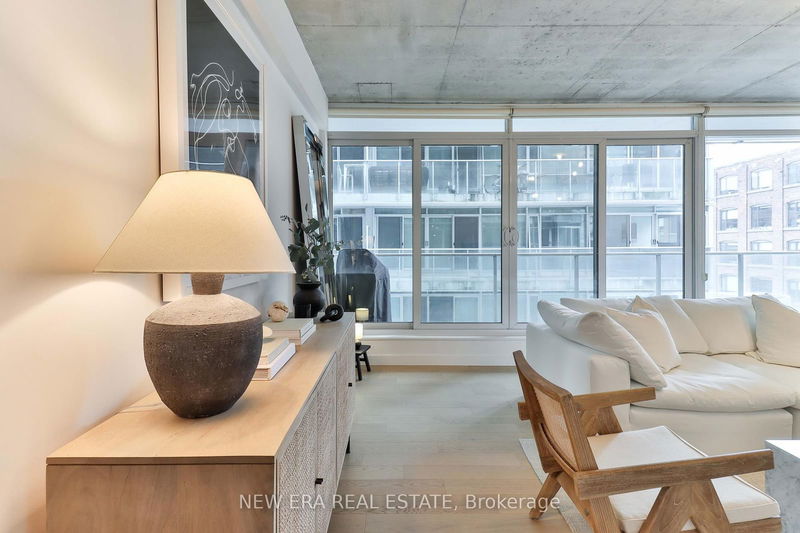 75 Portland St, unit 423 for sale