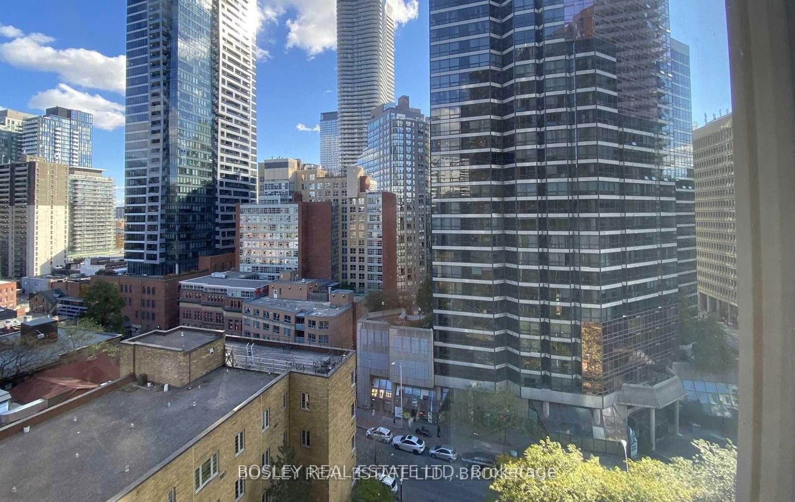 44 St Joseph St, unit 1107 for rent