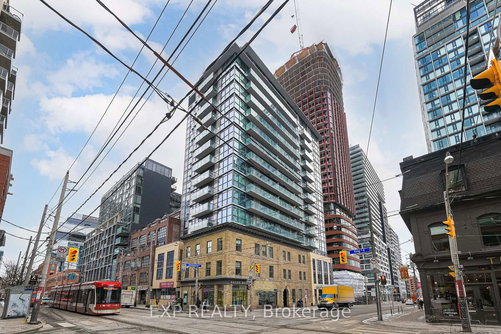 39 Sherbourne St, unit 202 for sale