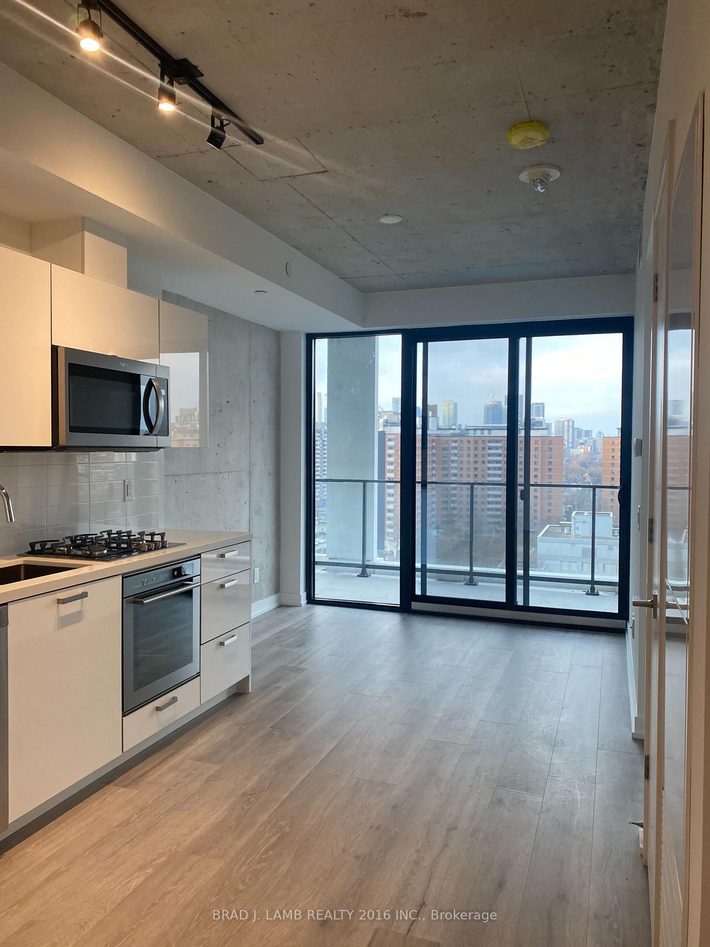 55 Ontario St, unit 1410 for rent